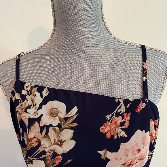 Lulu's Floral Maxi Dress - Picture 10 of 15